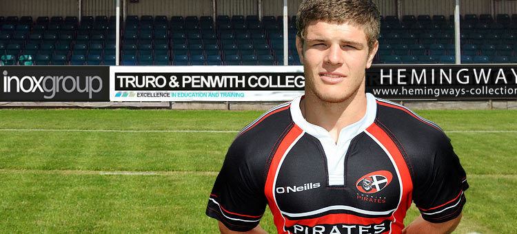 Dave Ewers Dave Ewers BackRow Cornish Pirates rugby player profile