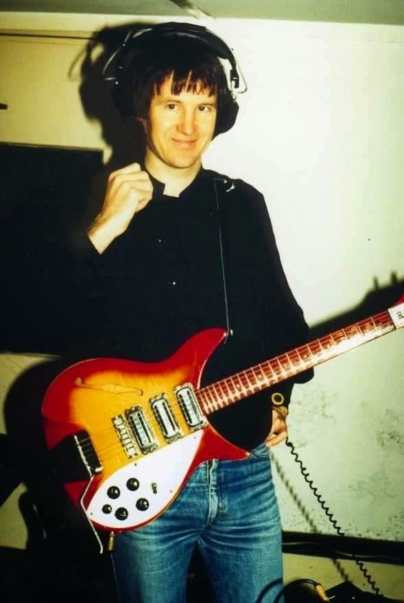 Dave Gregory (musician) The dBs Repercussion Dave Gregory former XTC Remoulds I and II