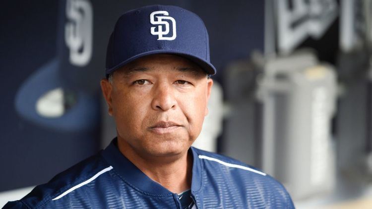 Dave Roberts (outfielder) Los Angeles Dodgers hire Dave Roberts as manager