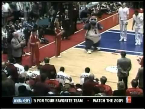 Dave Zinkoff Philadelphia 76ers public address announcer Dave Zinkoff YouTube