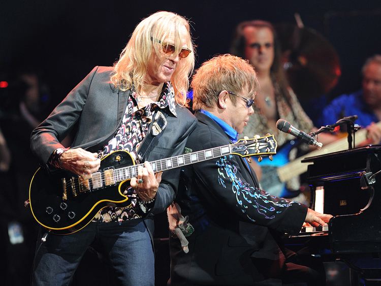 Davey Johnstone Exclusive interview Davey Johnstone my career with