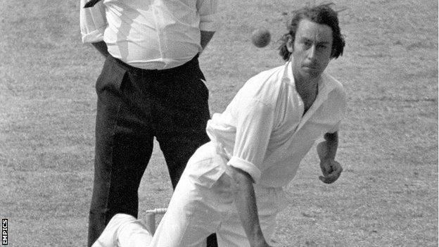 David Acfield: Essex appoint ex-bowler as president to replace Doug Insole  - BBC Sport