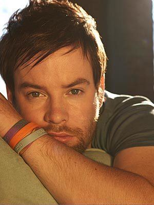 David Cook (singer) img2timeincnetpeoplei2008databasedavidcook