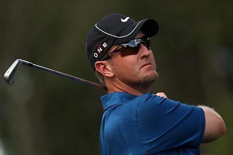 David Duval David Duval Trails by One After First Round of HP Byron