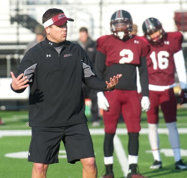 David Elson Saluki Football on Twitter Assistant coach David Elson works with