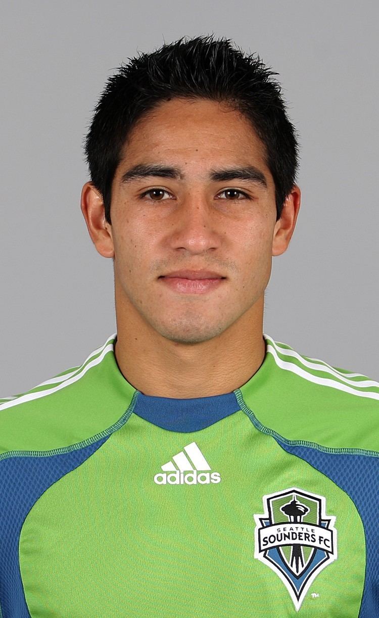 David Estrada (soccer) sportspressnwcomwpcontentuploads201003Estra