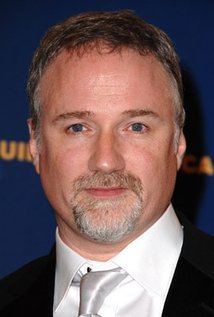 David Fincher iamediaimdbcomimagesMMV5BMTc1NDkwMTQ2MF5BMl5