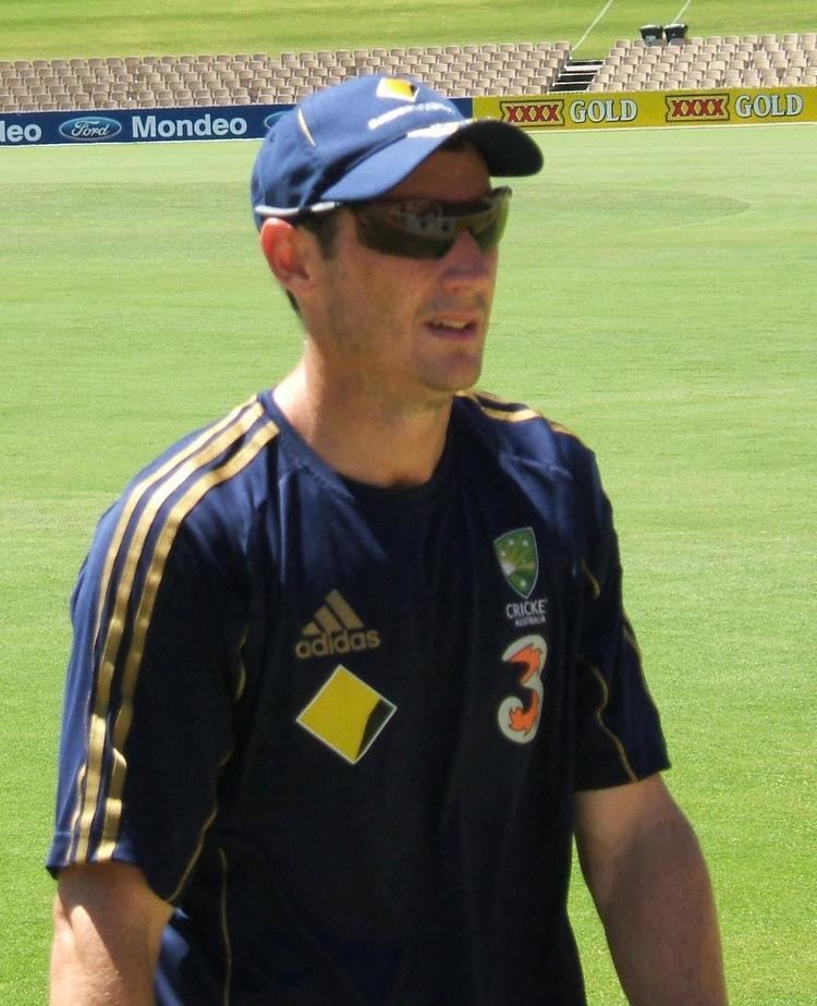 David Hussey (Cricketer) playing cricket