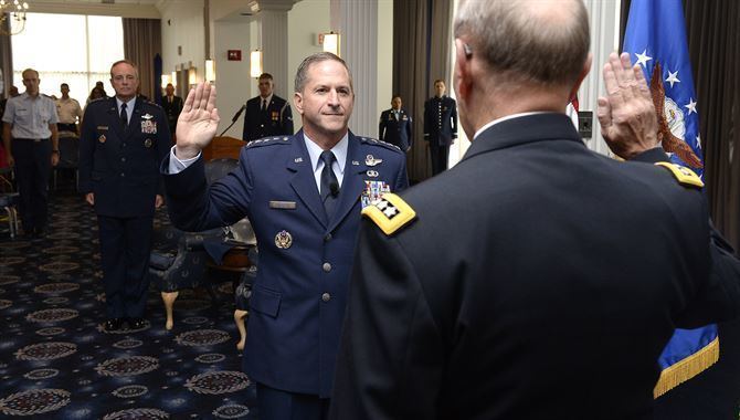 David L. Goldfein AF welcomes new vice chief of staff gt US Air Force