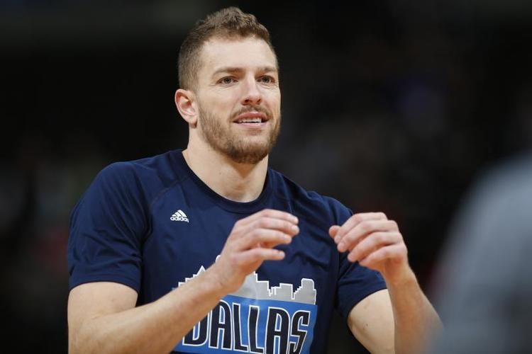 David Lee (basketball) David Lee to Spurs Latest Contract Details Comments and Reaction