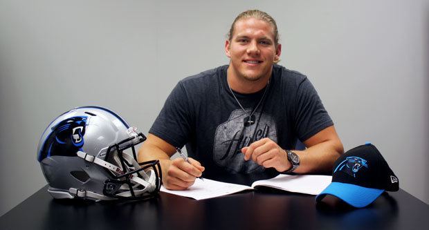 David Mayo (American football) LB Thompson OT Williams LB Mayo sign contracts