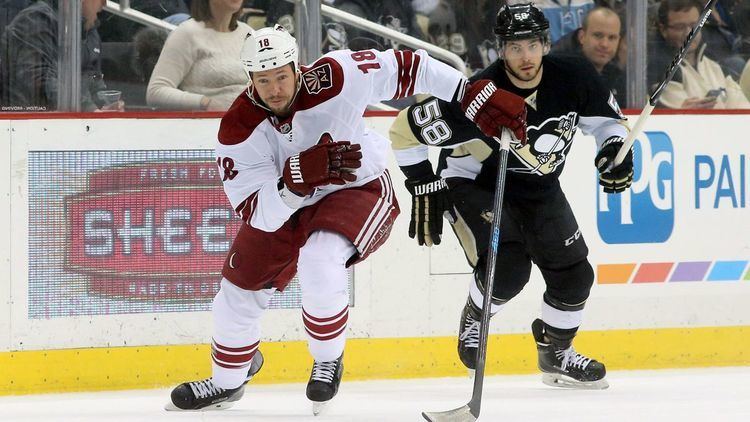 David Moss (ice hockey) Moss39s Coyotes tenure may be nearing its end FOX Sports