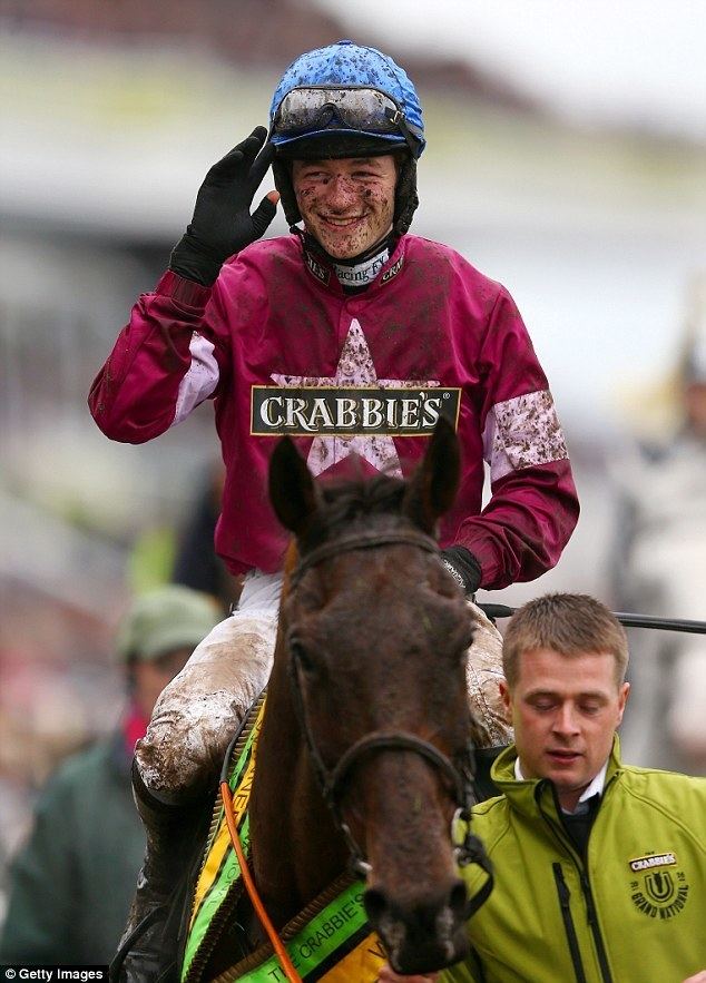 David Mullins (jockey) idailymailcoukipix20160409223302E2800000