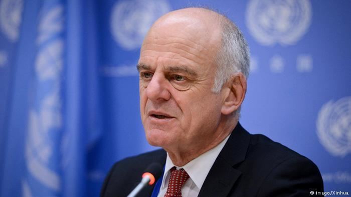 David Nabarro UN special envoy on Ebola super keen for a review of