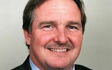 David Nutt Three more drug advisers quit over sacking of Professor