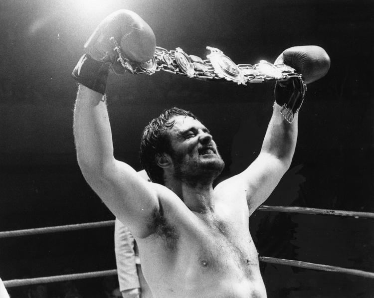 David Pearce (boxer) Campaign launched to put up statue of Newport boxing legend David