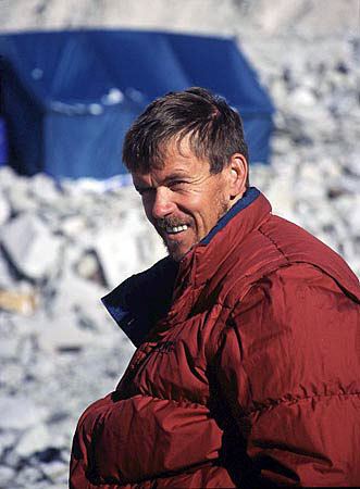 Davo Karničar Polar News ExplorersWeb Everest only complete ski descent