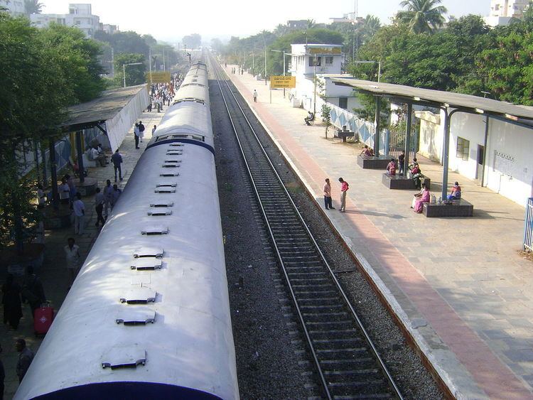 Dayanandnagar railway station