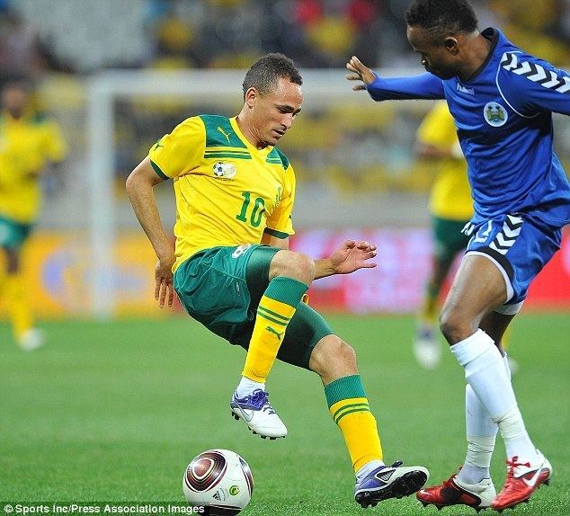 Daylon Claasen Hull hand a trial to South Africa midfielder Daylon