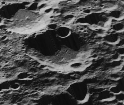 De Moraes (crater)