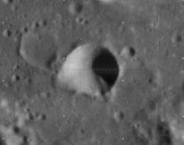De Morgan (crater)