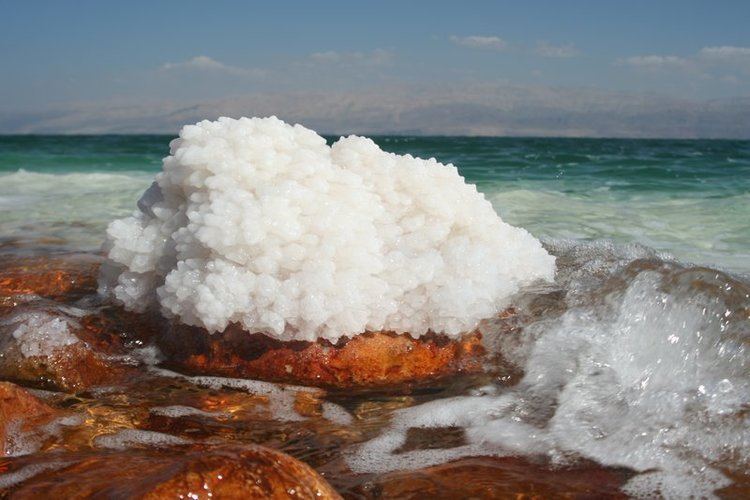 Dead Sea salt wwwalarjahcomwpcontentuploads2015056746900