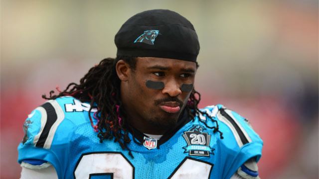 DeAngelo Williams Carolina Panthers RB DeAngelo Williams Dyes Hair Pink To