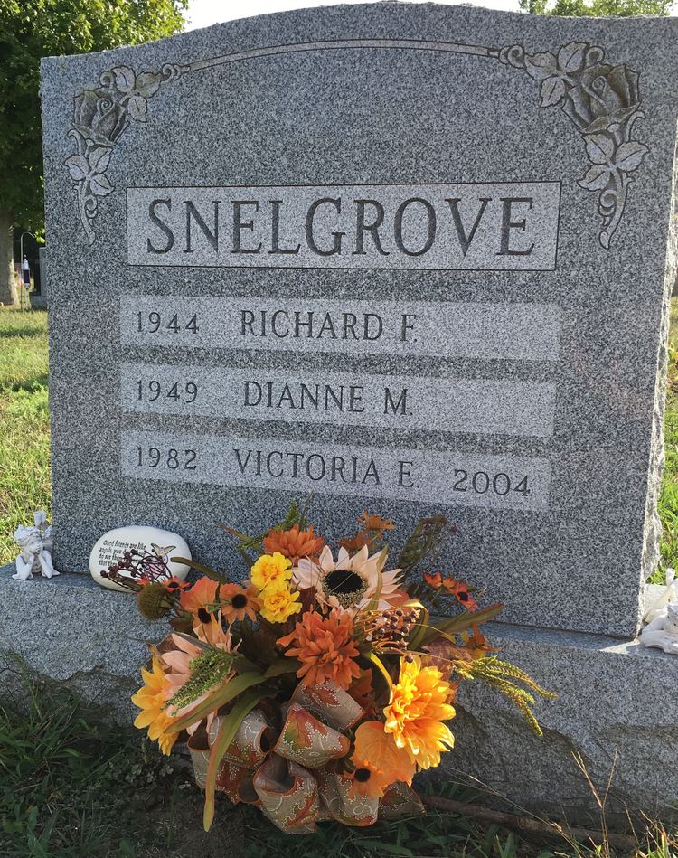 Death of Victoria Snelgrove Victoria E Snelgrove 1982 2004 Find A Grave Memorial