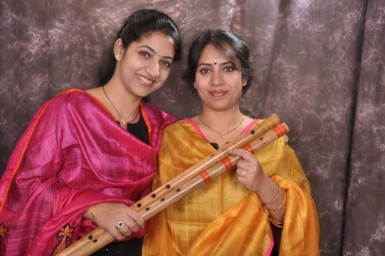 Debopriya and Suchismita Chatterjee Flute Sisiters SUCHISMITA amp DEBOPRIYA Apni Maati Personality