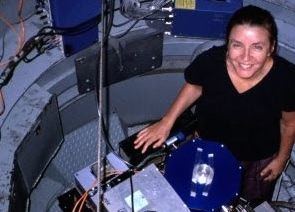 Deborah Byrd Join EarthSkys Deborah Byrd at online viewing of total lunar