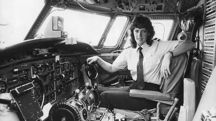 Deborah Lawrie Game changers Australias first female pilot for a major airline