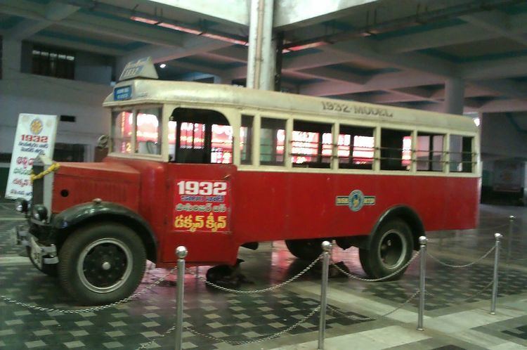 Deccan Queen (bus)