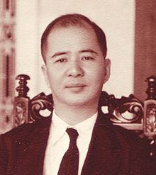 Dee C. Chuan httpsuploadwikimediaorgwikipediaenthumb5