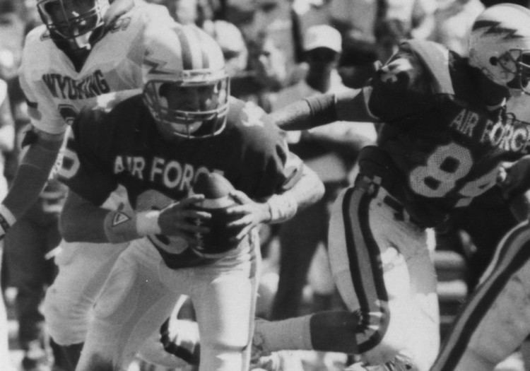 Dee Dowis Air Force Football Loses a Legend in Dee Dowis Football Matters