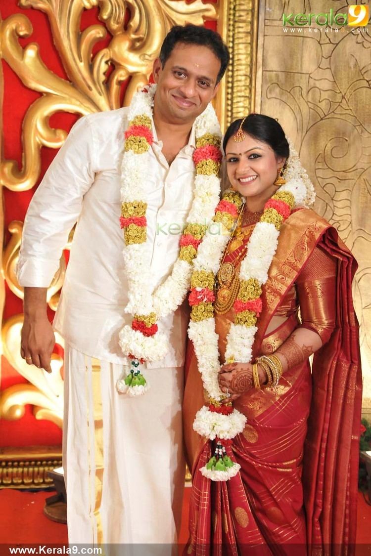 Deepu Karunakaran Director Deepu Karunakaran Marriage Photos Kerala9com