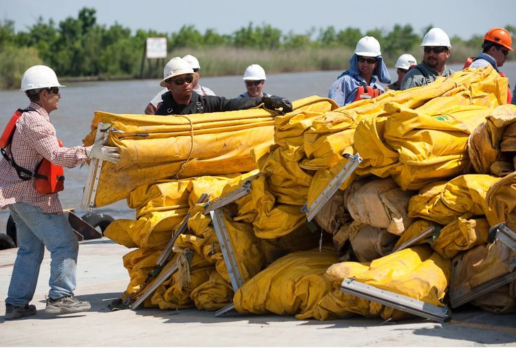 Deepwater Horizon oil spill response