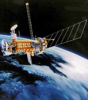 Defense Meteorological Satellite Program wwwosponoaagovgraphicsDMSPSatellitejpg