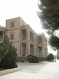 Deir el-Muharraq httpsuploadwikimediaorgwikipediacommonsthu
