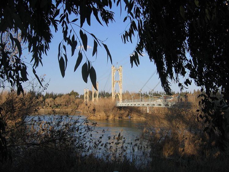 Deir ez-Zor suspension bridge