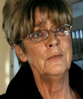 Deirdre Barlow httpsuploadwikimediaorgwikipediaencc7Dei