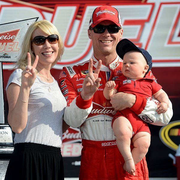 DeLana Harvick Kevin Harvick Delana Harvick wedding Archives Fabwagscom