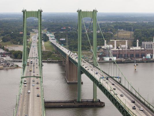 Delaware Memorial Bridge 5 hurt in crash on Delaware Memorial Bridge
