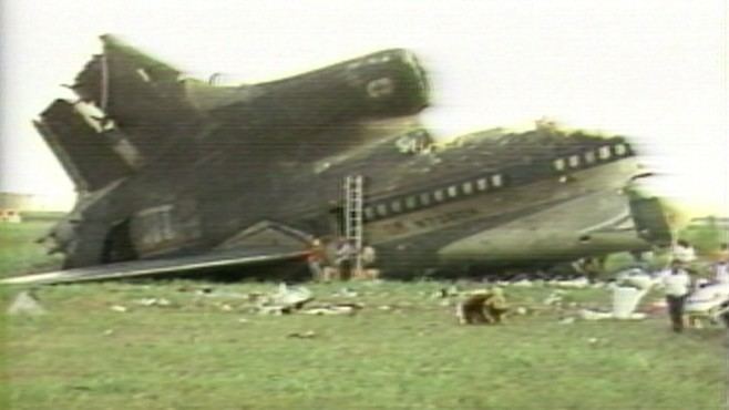 Delta Air Lines Flight 191 Aug 2 1985 Delta Flight 191 Crashes Video ABC News