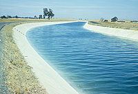 Delta–Mendota Canal httpsuploadwikimediaorgwikipediacommonsthu