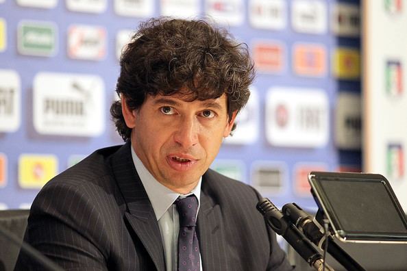 Demetrio Albertini Demetrio Albertini Pictures Italy Training Session