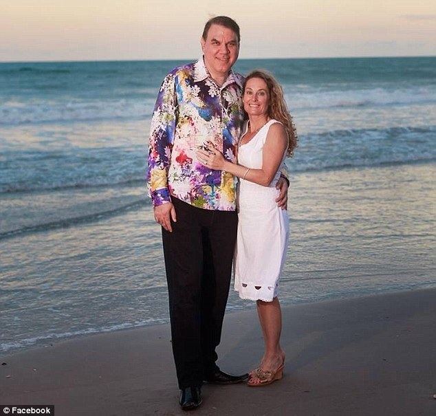 Dena Grayson Rep Alan Grayson marries candidate Dr Dena Minning trying to