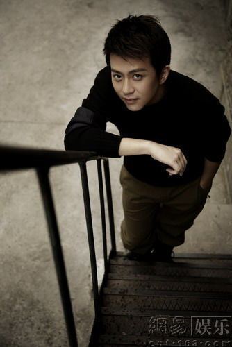 Deng Chao Deng Chao appears on the cover of quotFashion Weeklyquot