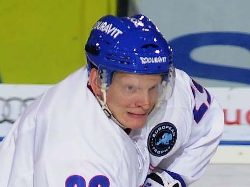 Denis Reul Denis Reul erneut schwer verletzt EishockeyMagazin