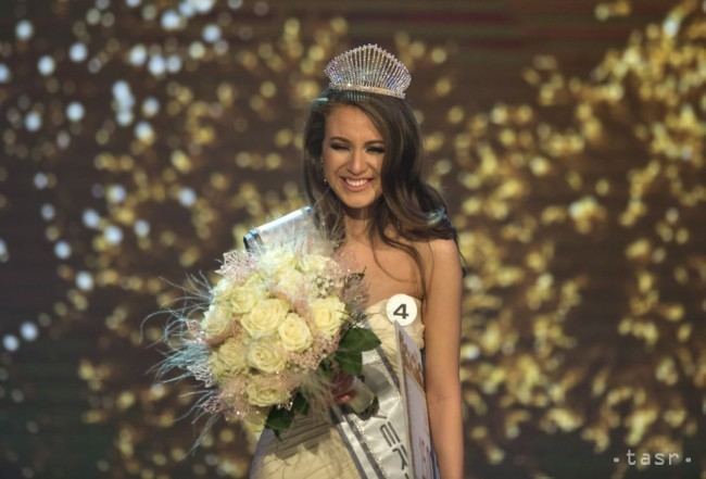 Denisa Vyšňovská Miss Universe 2015 je Denisa Vyovsk z Prievidze Magazn TERAZsk