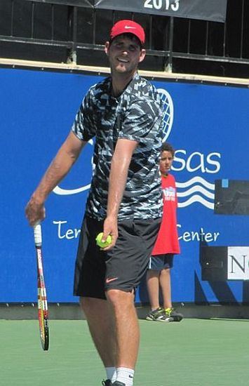 Dennis Novikov wwwitftenniscommedia202780202780jpg